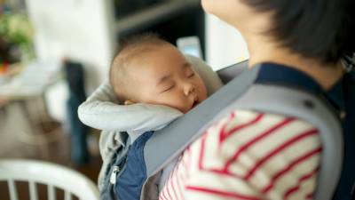 Babywearing Essentials: Finding the Perfect Carrier for Your Little One