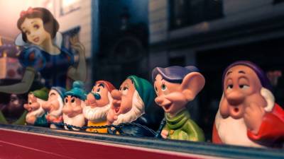 The Names of All 7 Dwarfs from Snow White (with pictures and facts!)