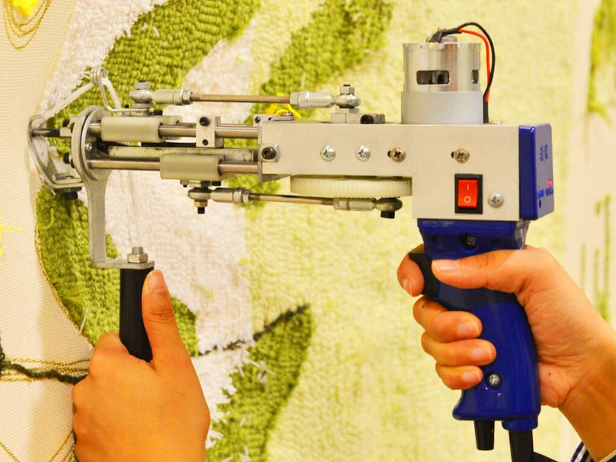  Riiai Tufting Gun Machine Cut Pile and Loop Pile 2 in 1 AK-III  with Starter Kit, Speed Adjustment and 360°Handle, Rug Maker Carpet Gun for  Rug Making, Beginners（ Blue） : Arts