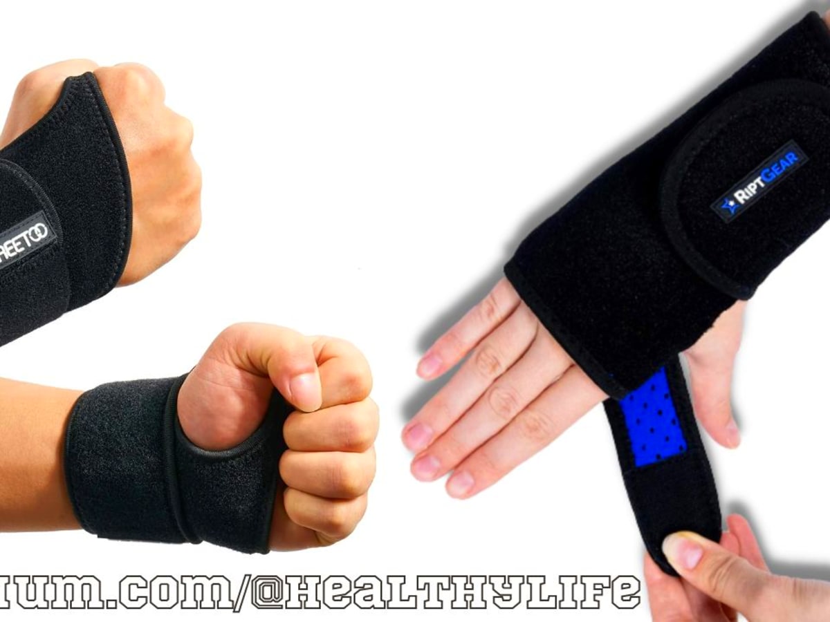 MUELLER Sports Medicine Reversible Wrist Brace with Splint, for Men and  Women, Black, One Size