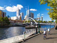 Go on a bike ride along the Yarra River