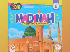 Madina Kota yang Bercahaya
