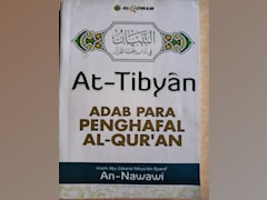 AT-TIBYAN ADAB PARA PENGHAFAL AL-QUR'AN