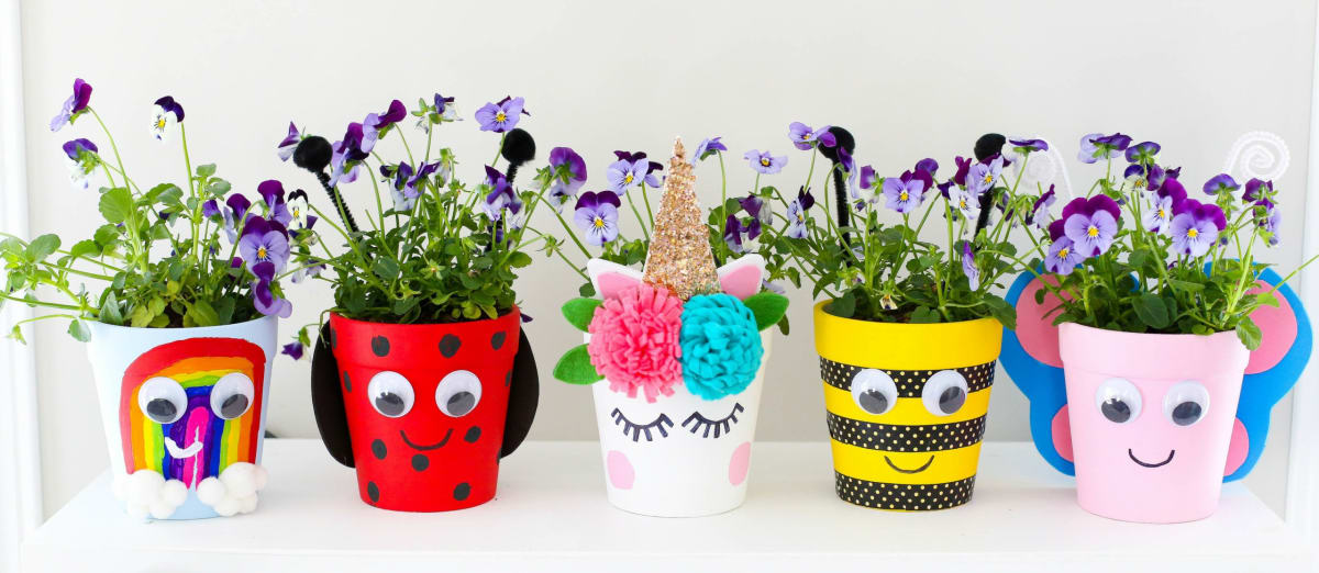 Decorate flower pots