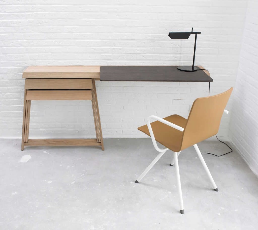 Desk and chairs (e.g. working space)