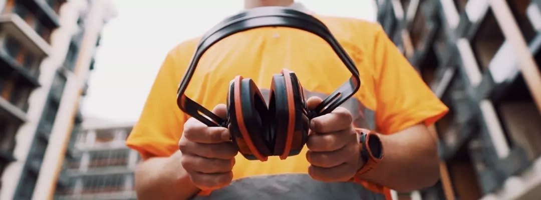 2 - Ignoring Ear Protection in Noisy Environments
