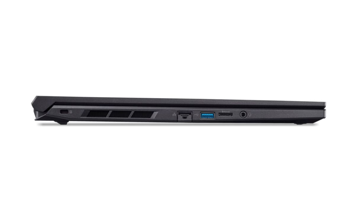 Acer Nitro V16, Intel Core Ultra Core 7-240H, RTX 5060, 32 GB DDR5, 512 GB SSD, FHD+ 180 Hz 400 nits 100% sRGB