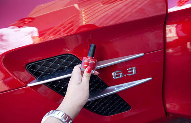 Cover up scratches on your car by using a matching color of nail polish.