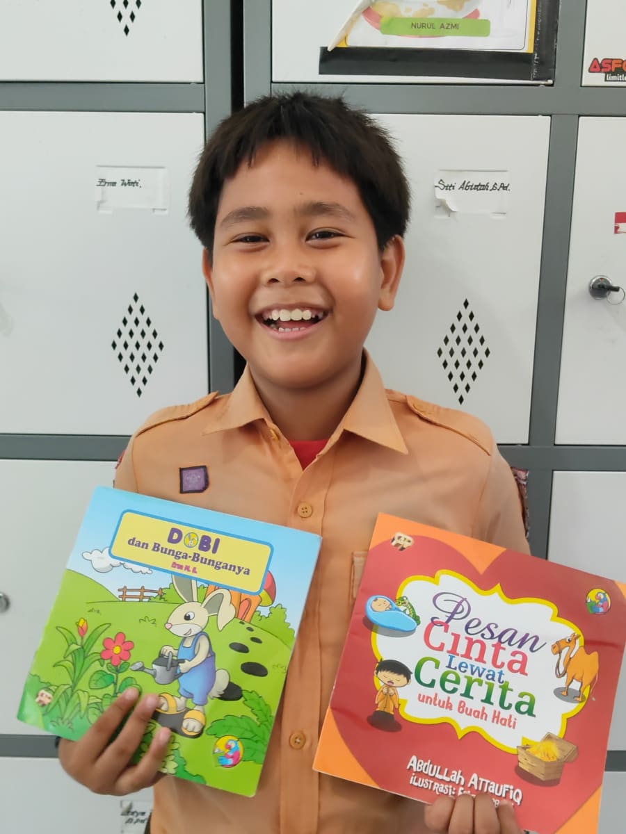 Pesan Cinta Lewat Cerita untuk Buah Hati