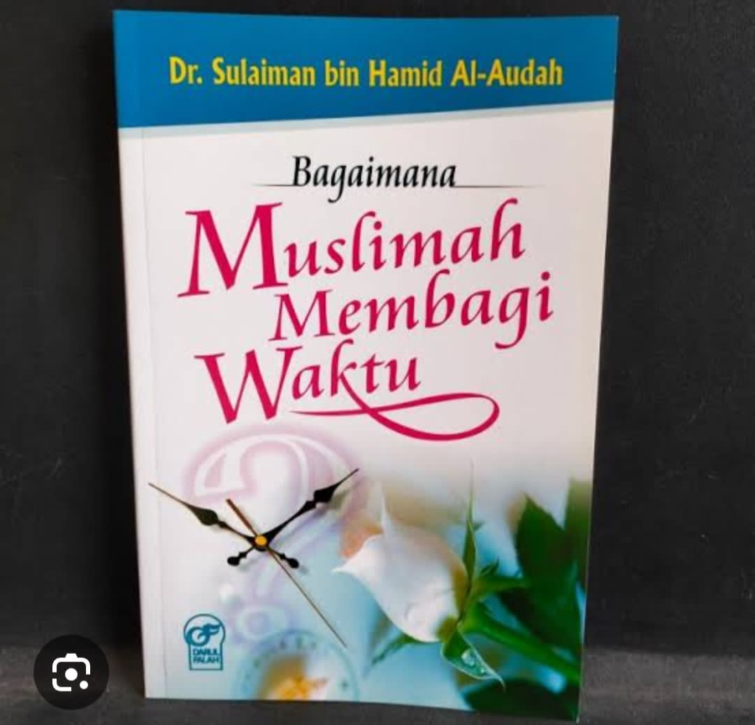 Muslimah membagi waktu