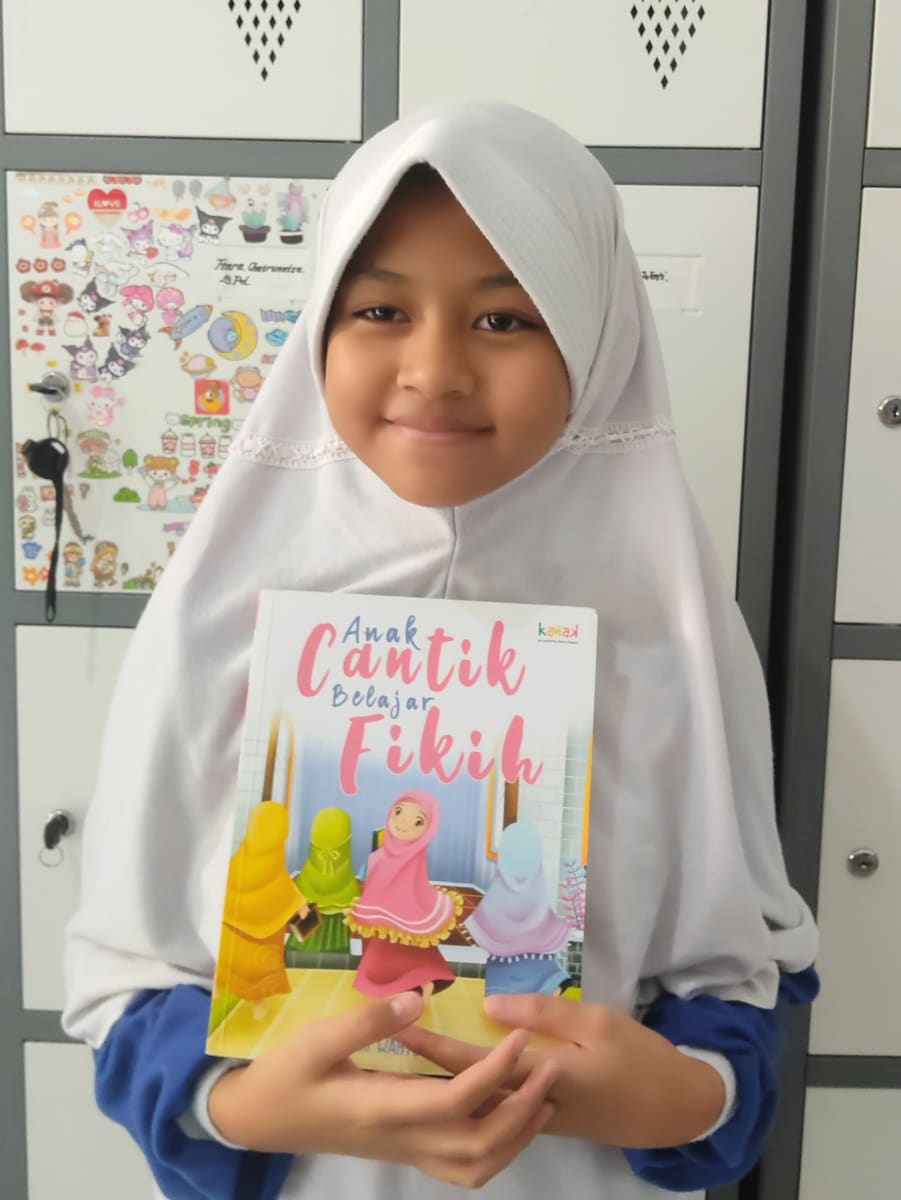 Anak Cantik Belajar Fikih