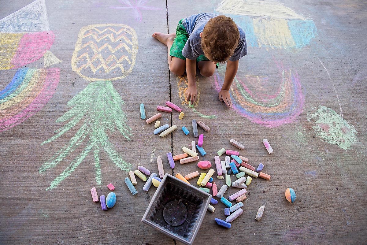 Draw with sidewalk chalk