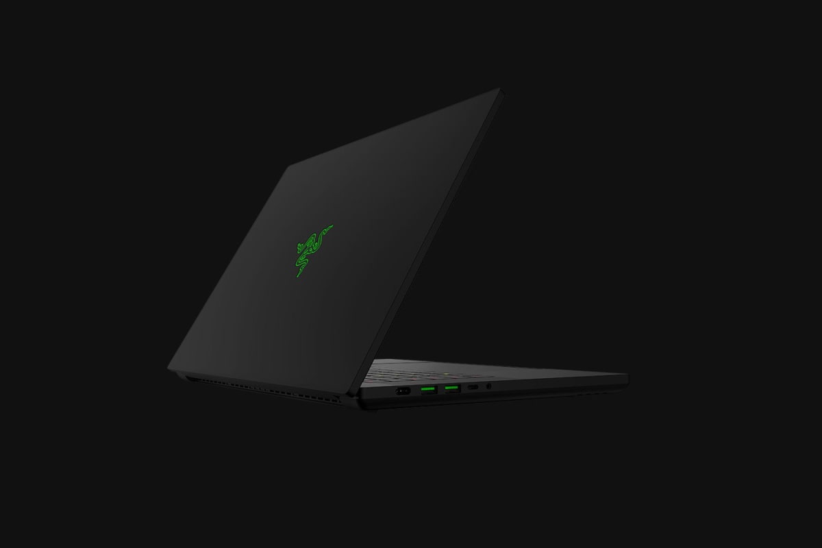 Razer Blade 16, i9-14900HX, RTX 4090, 32 GB DDR5-5600, 2 TB SSD, QHD+ 240 hz OLED 100% DCI-P3