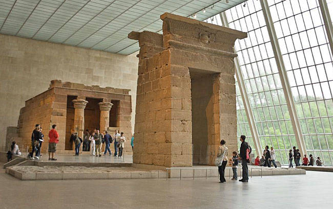Experience the Metropolitan Museum of Art