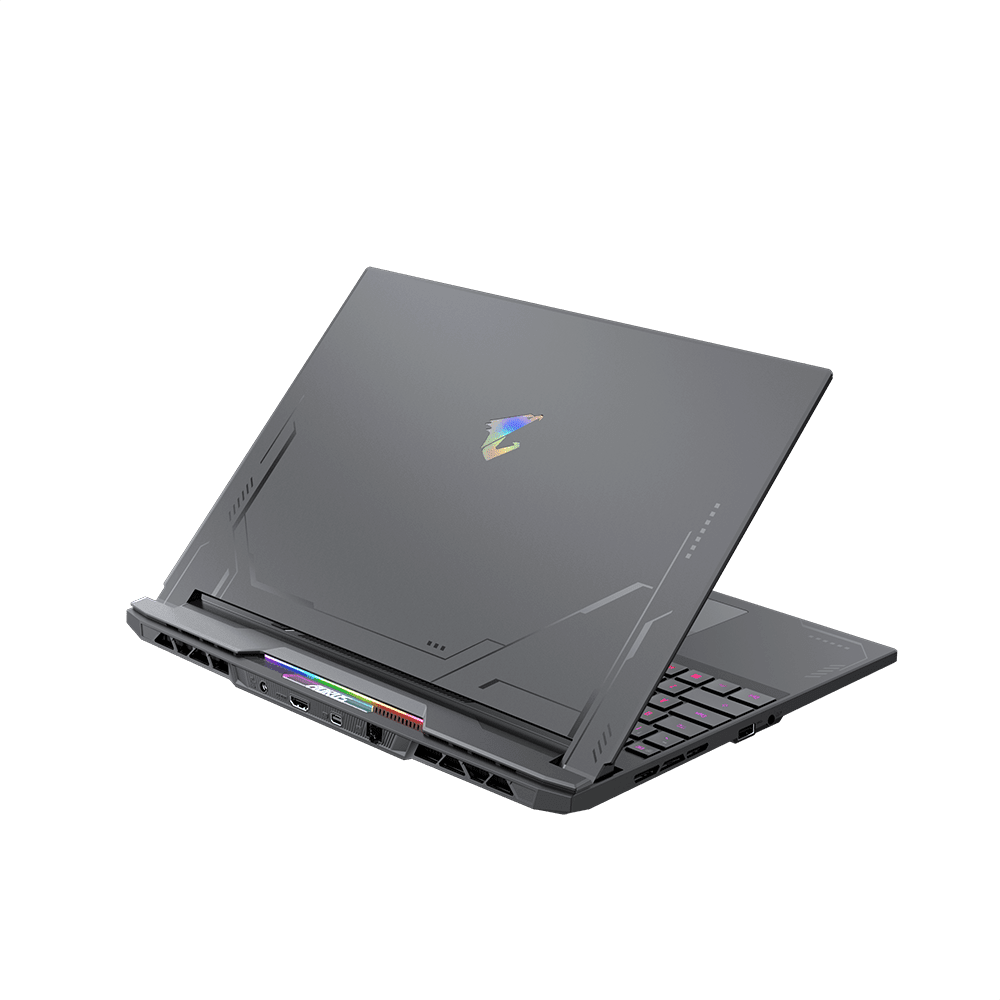 Gigabyte Aorus 15X, i9-13980HX, RTX 4070, 16 GB DDR5-5600, 1 TB SSD, QHD 165 Hz 100% sRGB