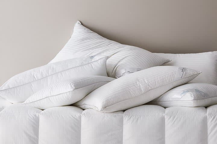 Deluxe White Duck Down Pillow