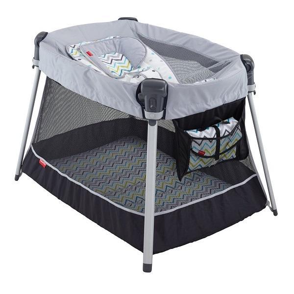 Fisher-Price Ultra-Lite Day & Night Play Yard