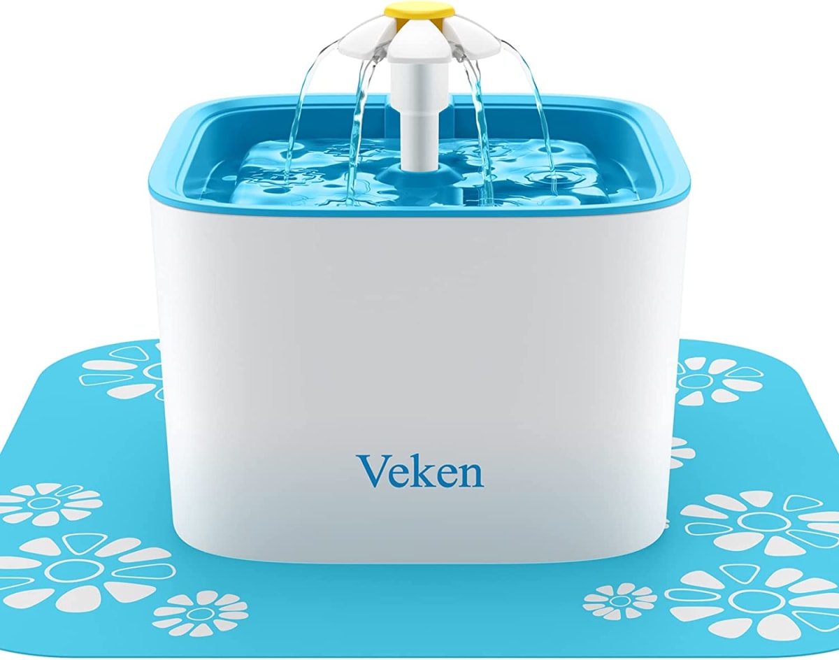 Veken Pet Fountain, 84oz/2.5L Automatic Cat Water Fountain Dog Water Dispenser with 3 Replacement Filters & 1 Silicone Mat for Cats, Dogs, Multiple Pets, Blue