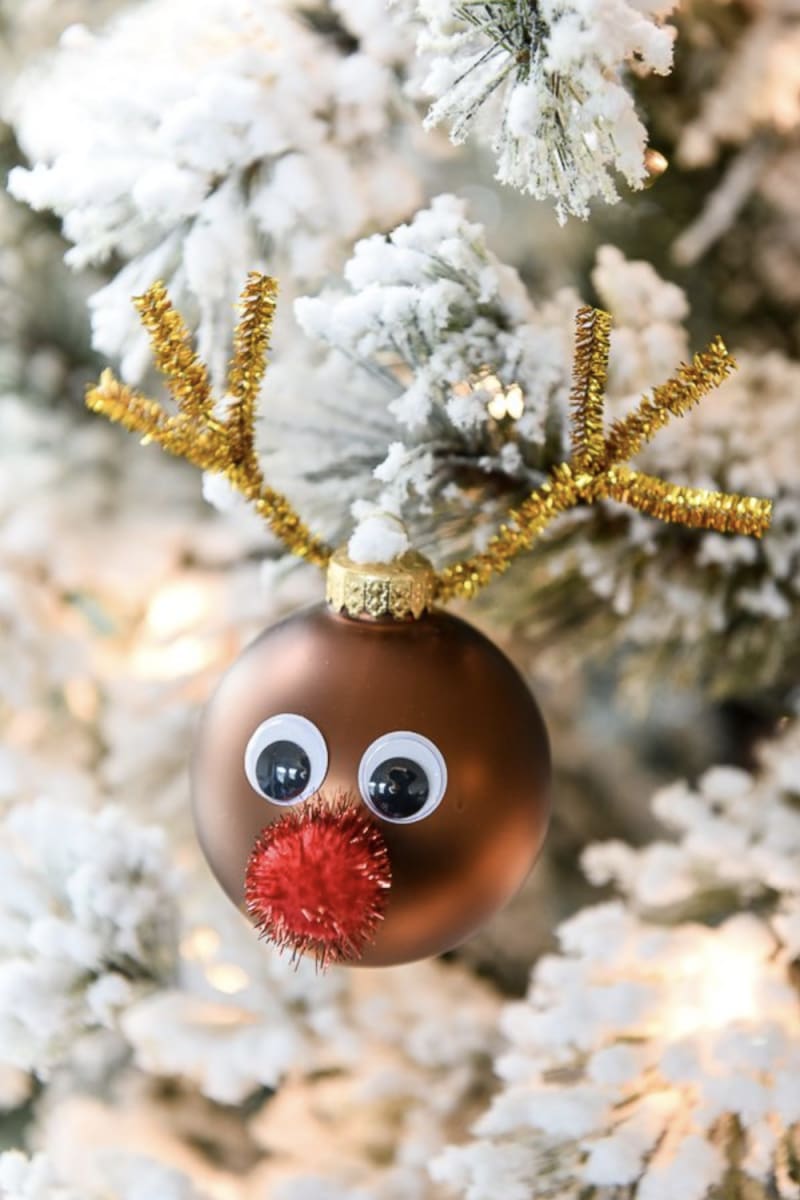 Make Christmas ornaments