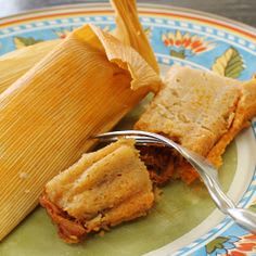 Tamàles (Mexican filled corn husks)