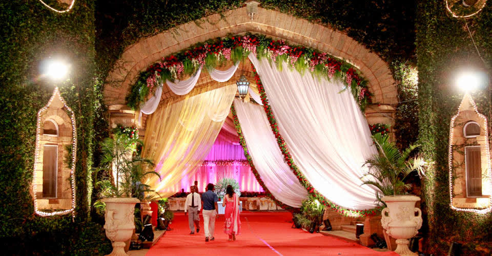 Scout for wedding and pre-wedding venues