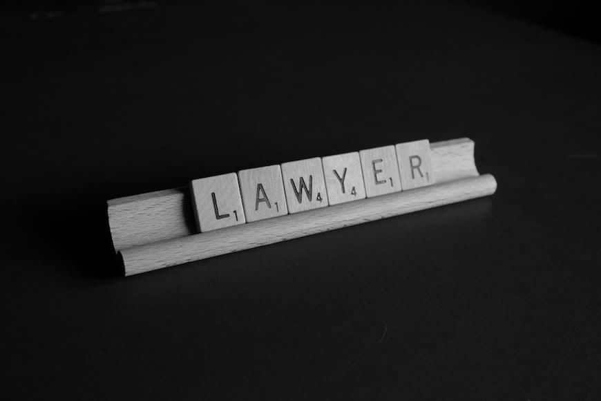 Best ideas for gifts for lawyers