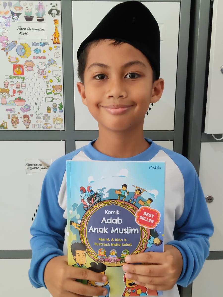 Komik: Adab Anak Muslim