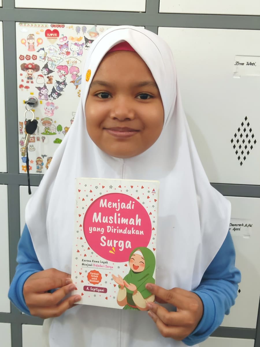 Menjadi Muslimah yang Dirindukan Surga