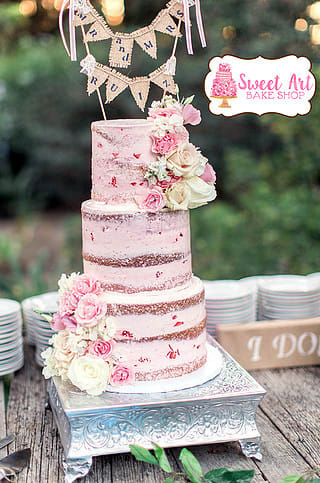 Pink Naked Cake | +200 Wedding Cake Ideas