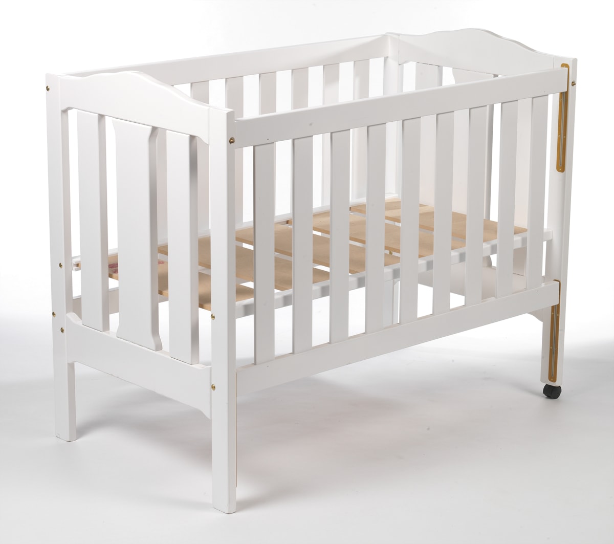 Cot (Make sure it's safe and comply with safety regulations)