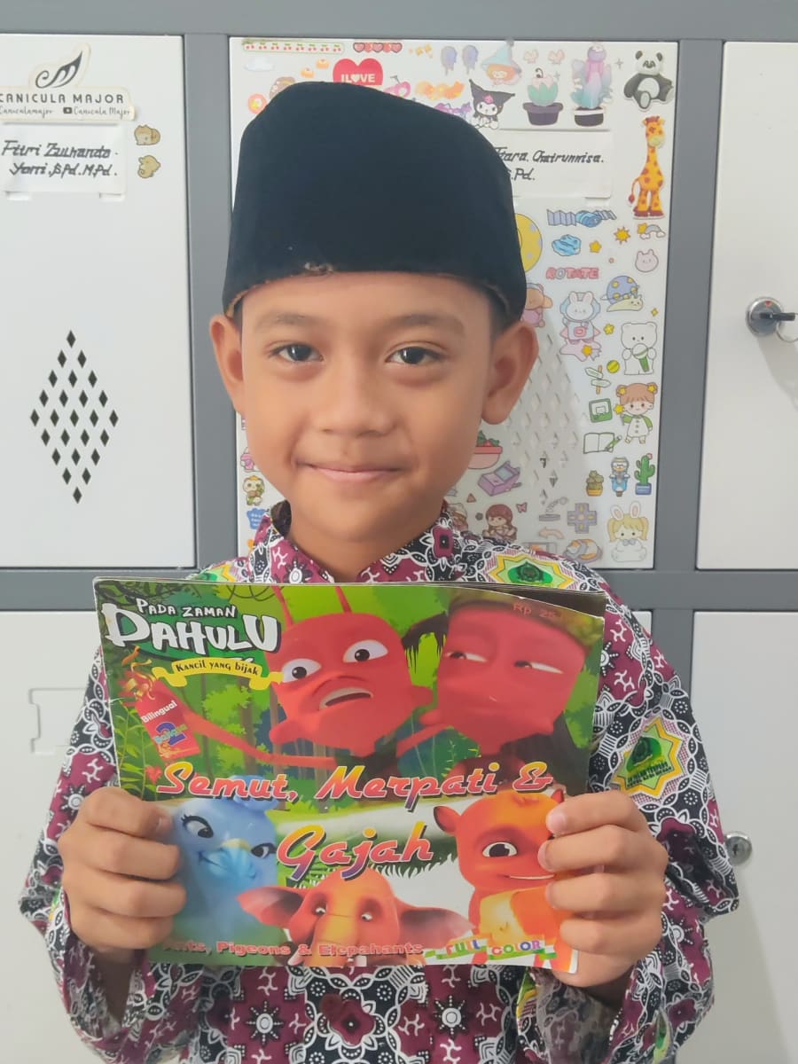 Semu Merpati & Gajah