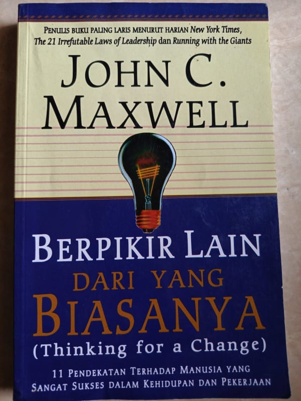 BERFIKIR LAIN DARI YANG BIASANYA