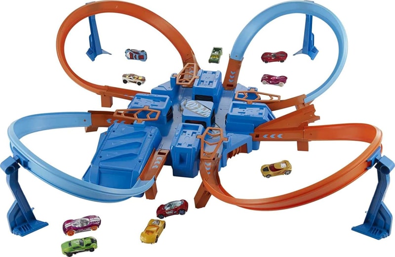 Criss Cross Crash Motorized Track Set, 4 High Speed Crash Zones, 4-Way Booster, 4 Loops, Includes 1 DieCast Vehicle, Ages 4 to 10 Years Old​ [Amazon Exclusive]