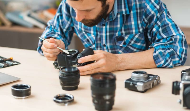 Sensor cleaning kit/lens cleaning cloth