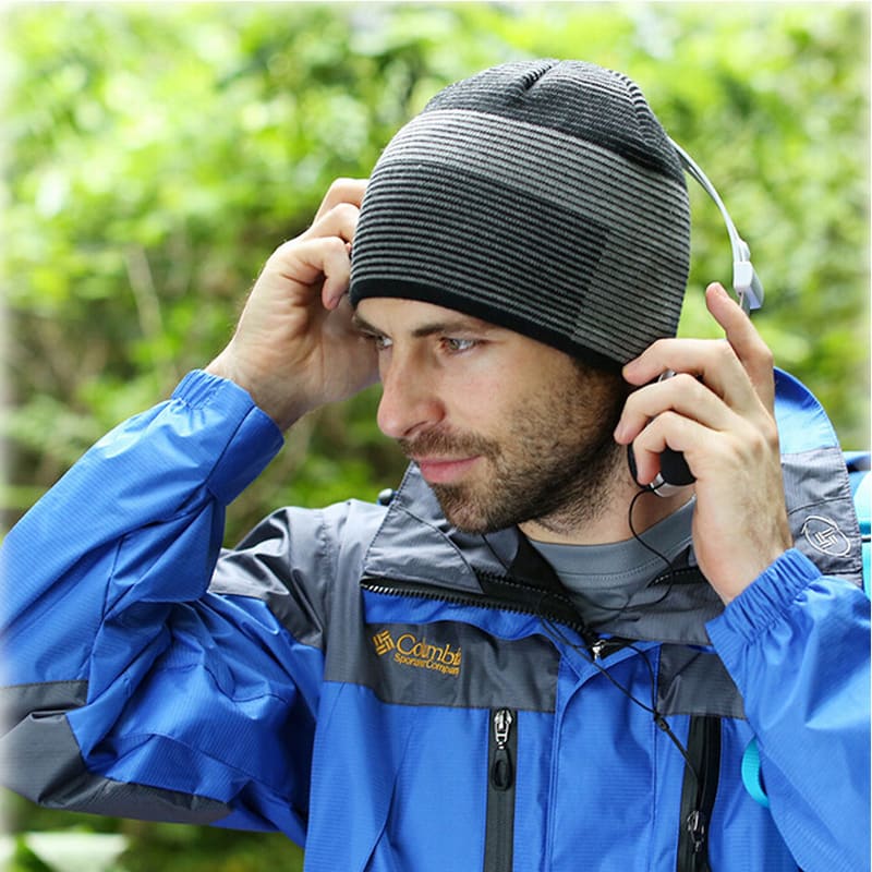 Warm hat (fleece or wool)