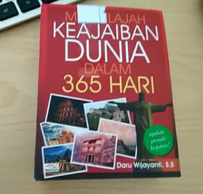 KEAJAIBAN DUNIA DALAM 365 HARI