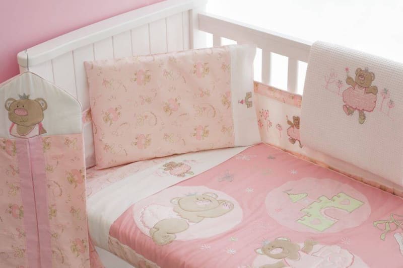 Crib sheet set