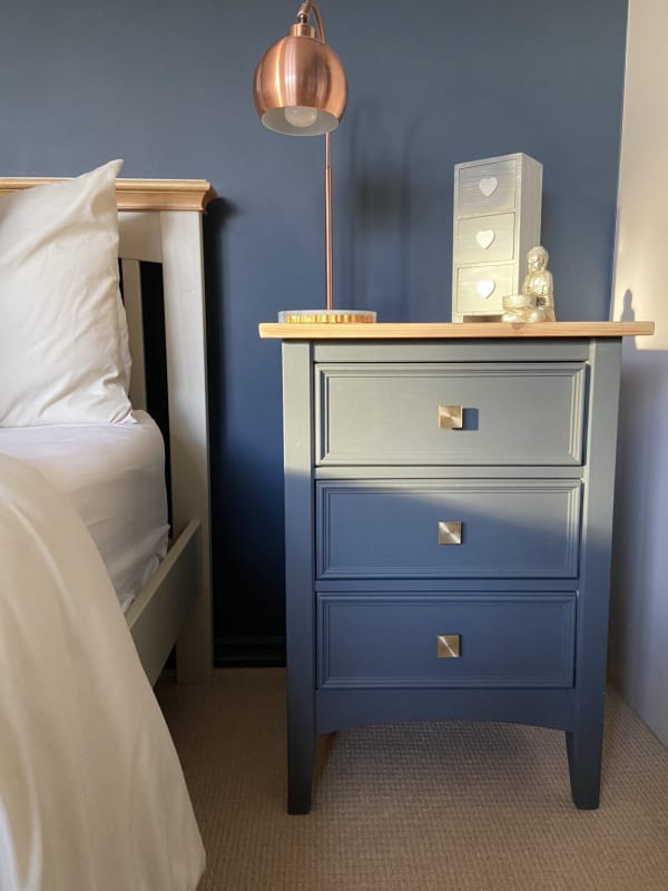 bedsidecabinets