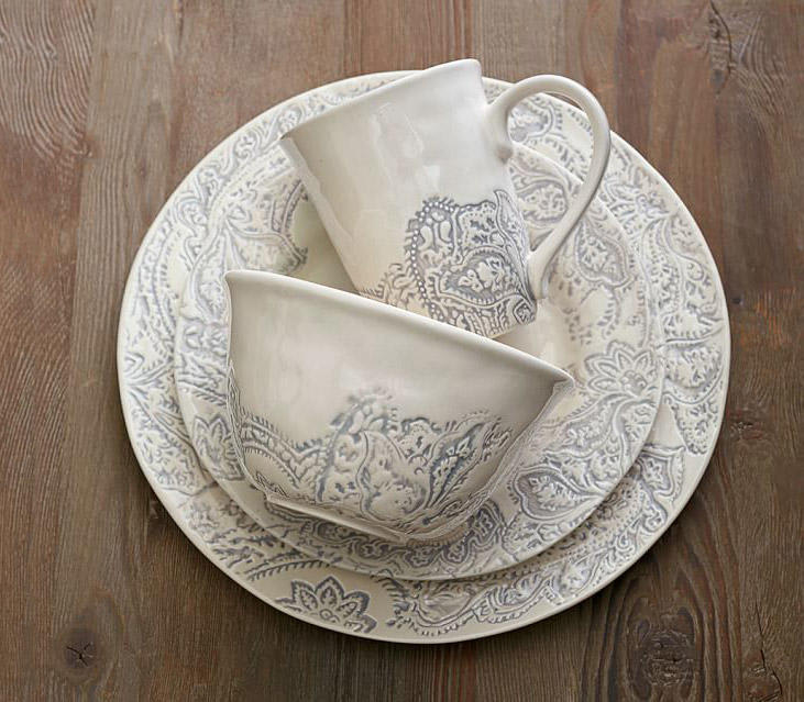 Pottery Barn Scarlett 16-piece dinnerware set