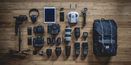 Comparative list of Wide Angle Prime Lenses for Canon DSLRs