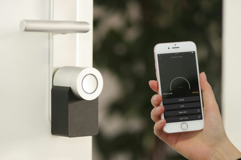 5 Must-Have Accessories to Upgrade Your Smart Home Setup