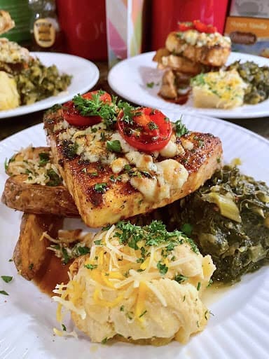 From Intimate Dinners to Lavish Parties: How Private Chefs Cater to Your Culinary Desires