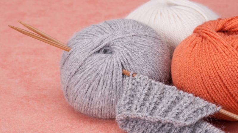 Best knitting kits for beginners by @theHappyCrafts - Listium