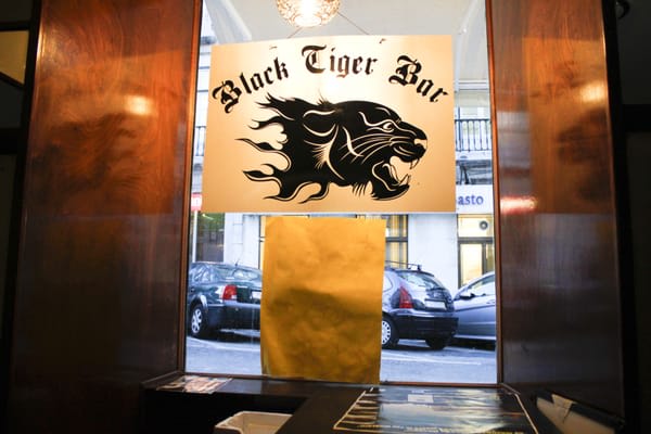 BLACK TIGER BAR