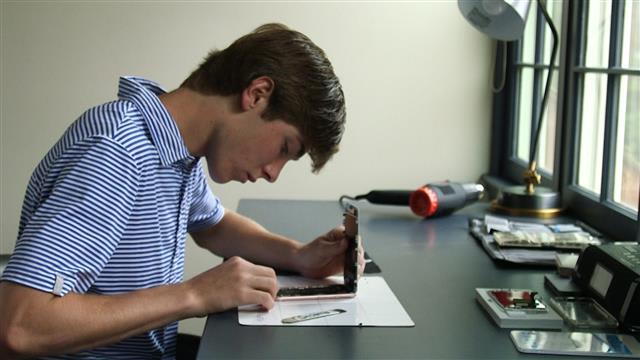 Fix cell phone screens