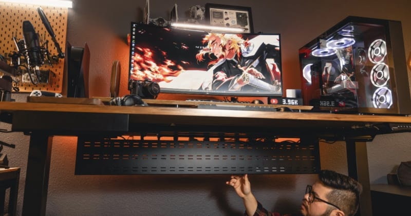 The ONE Cable Desk Setup - A Simple Guide to Desk Cable Management