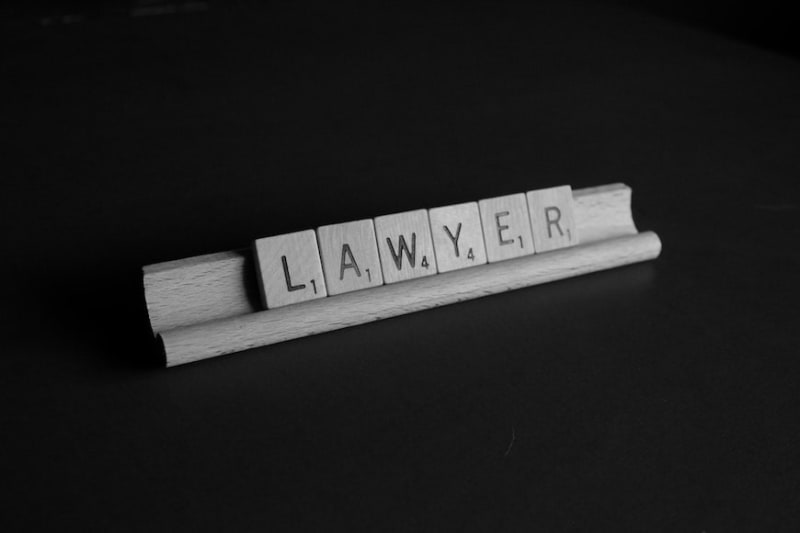 Best ideas for gifts for lawyers