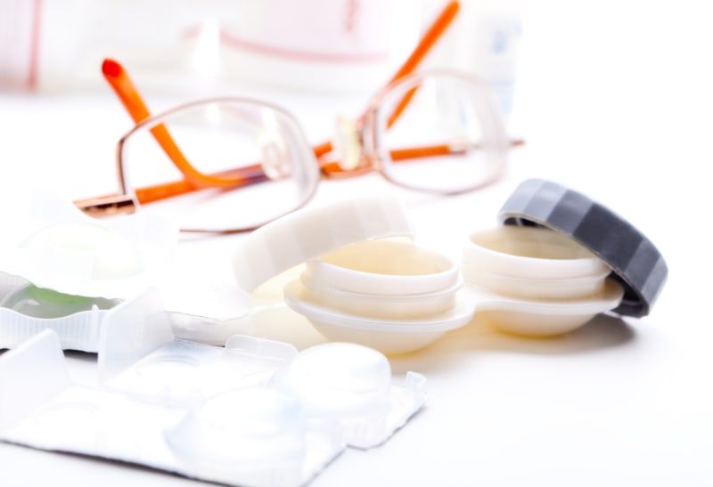 Glasses and/or contact lenses