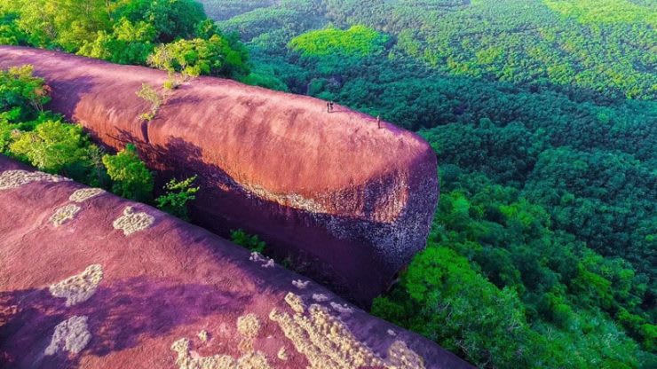 Hin Sam Whan, Phu Singh Forest Park