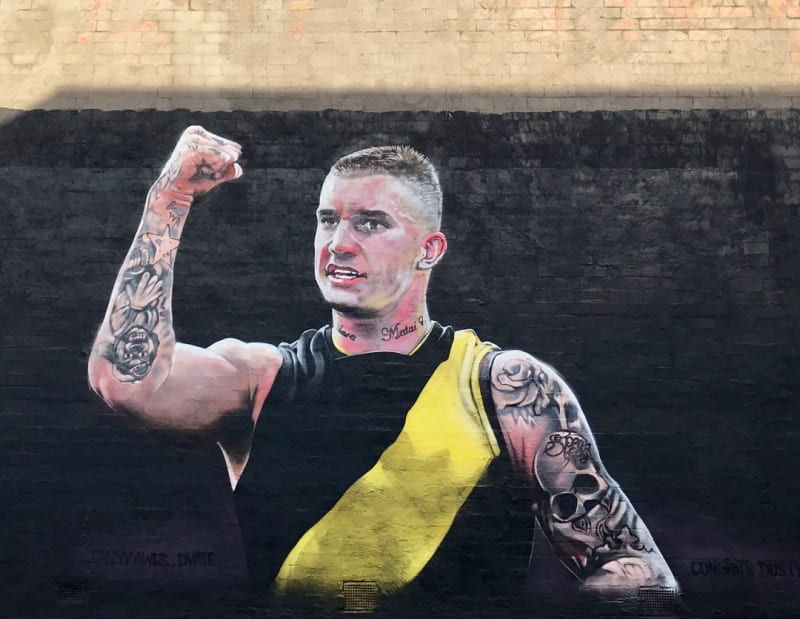 44 Rowena Pde, (Corner Store)